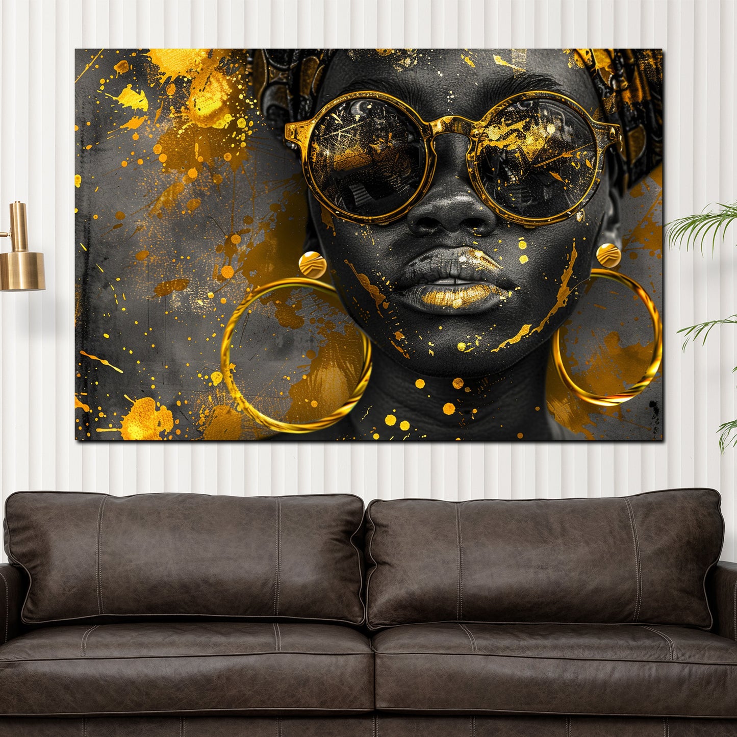 Quadro donna africana moderna con occhiali dorati e dettagli oro