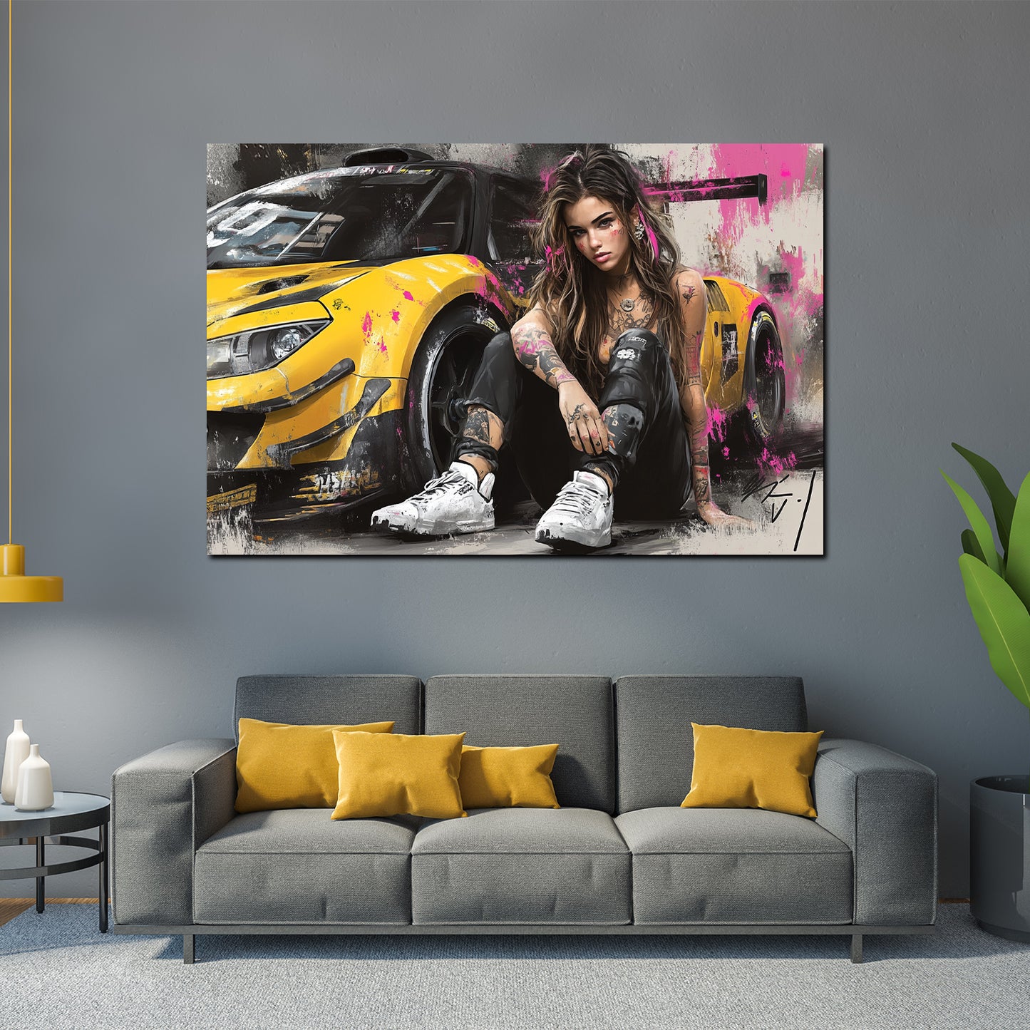 Quadro pop art donna tatuata davanti a un'auto sportiva