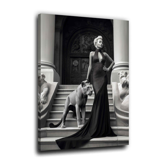 Donna abito elegante bianco nero scala leoni lusso quadro