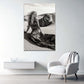 Donna abito elegante deserto leone bianco nero quadro