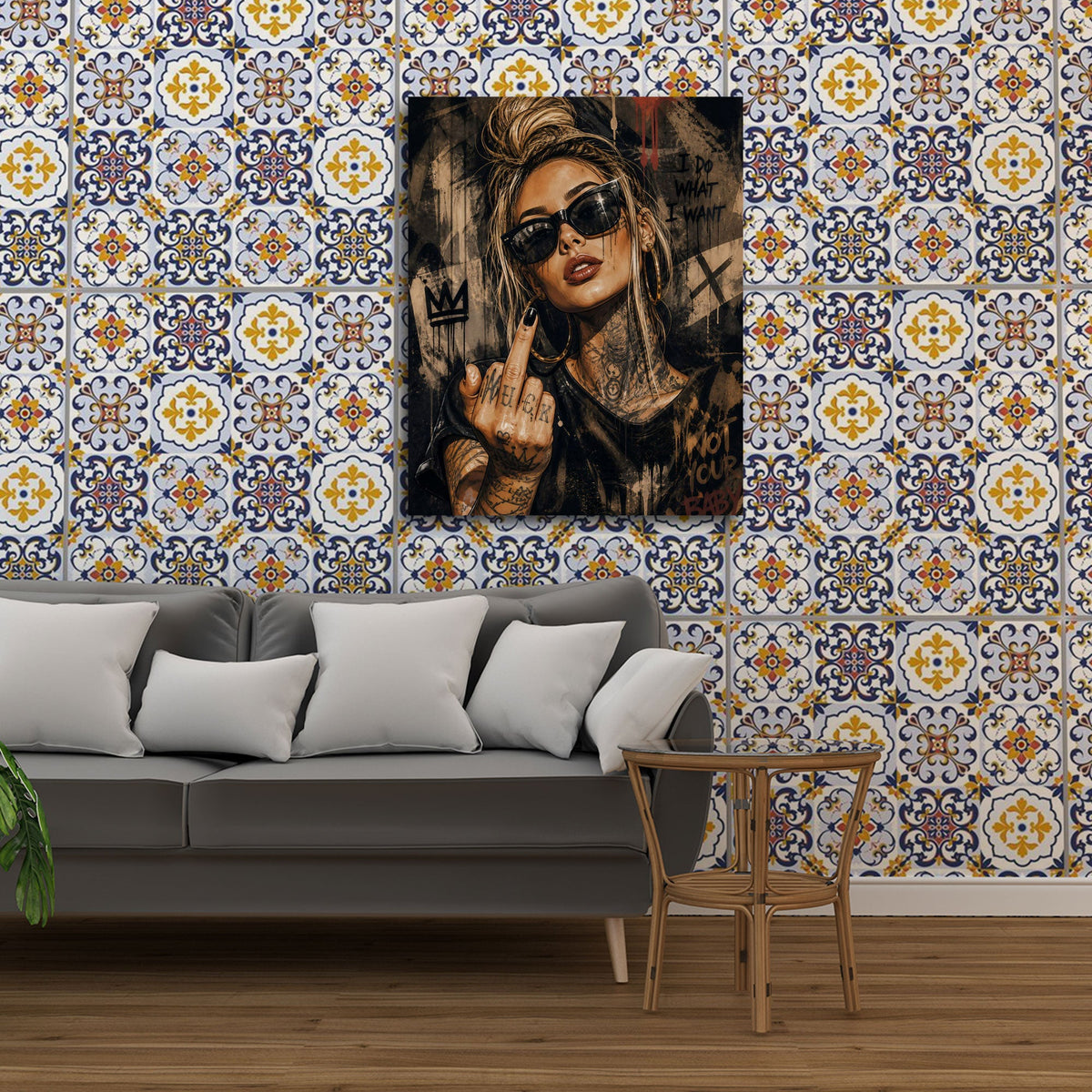 Donna ribelle con occhiali da sole e tatuaggi Street Art quadro