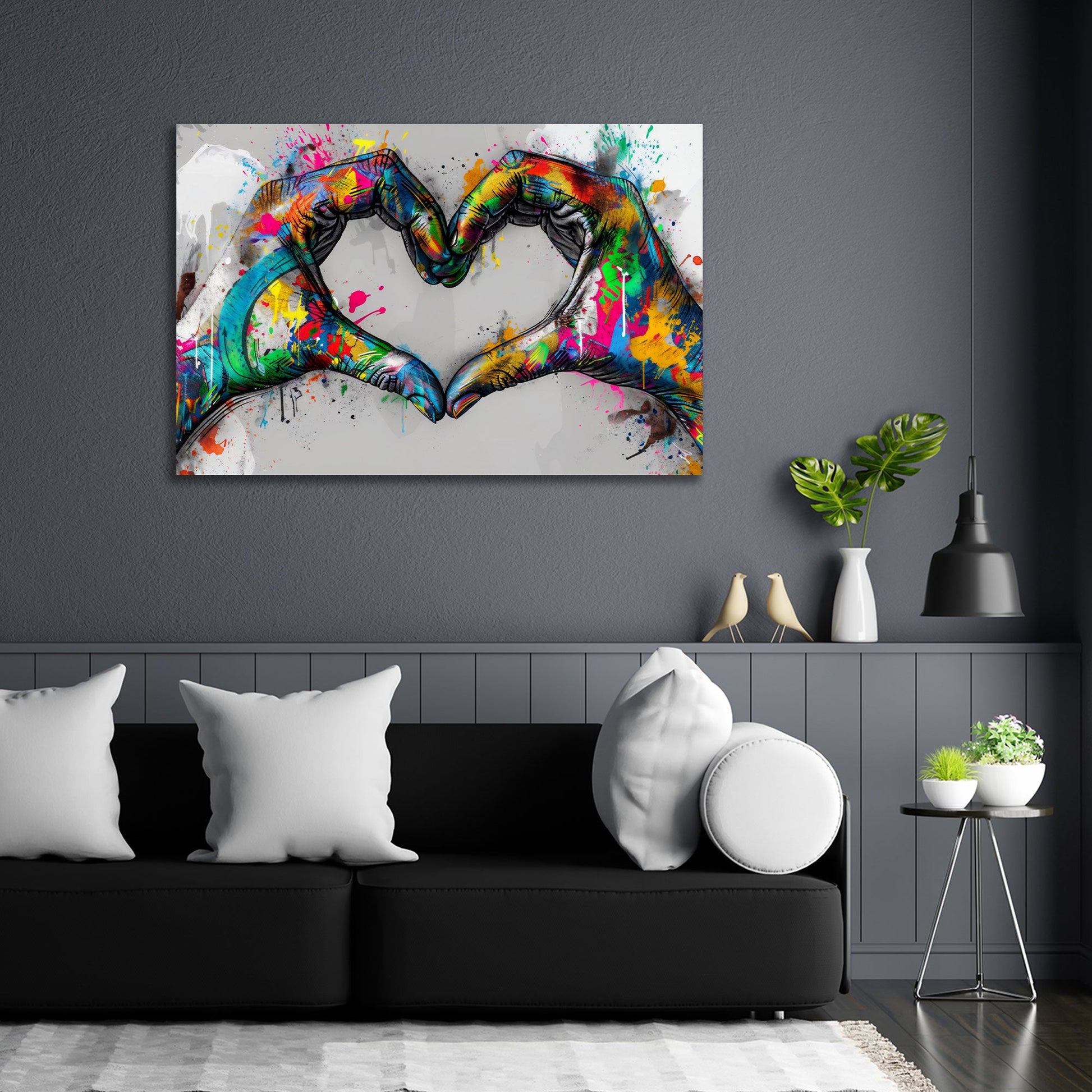 Mani graffiti creano un cuore ricco di colori quadro