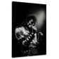 King of Pop sul palco sotto i riflettori in bianco e nero quadro