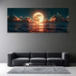 Luna piena dorata e luminosa sul mare di notte panorama quadro