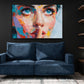 Pop Art ritratto donna colorato occhi blu dito sulle labbra arte quadro