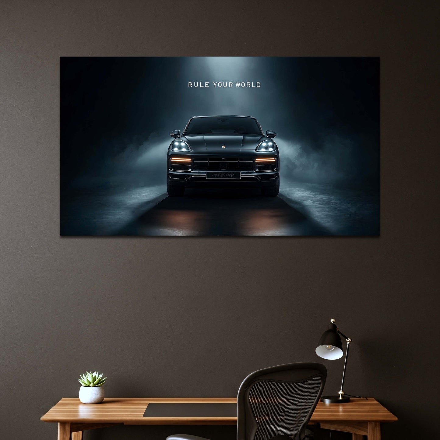 Porsche Cayenne con Rule Your World nella nebbia notturna quadro