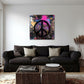 Simbolo della pace nero su muro graffiti rosa e oro quadro