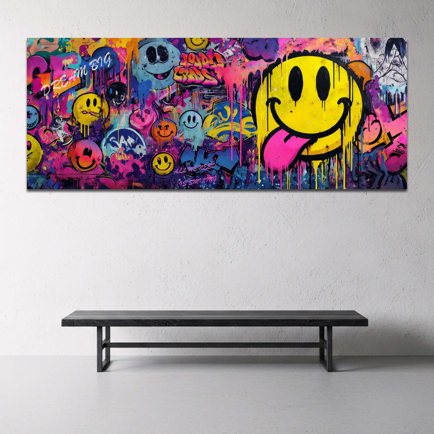 Tante faccine colorate su muro graffiti vivace panoramica quadro
